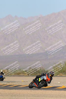 media/Dec-09-2023-SoCal Trackdays (Sat) [[76a8ac2686]]/Turn 4 Set 1 (1120am)/